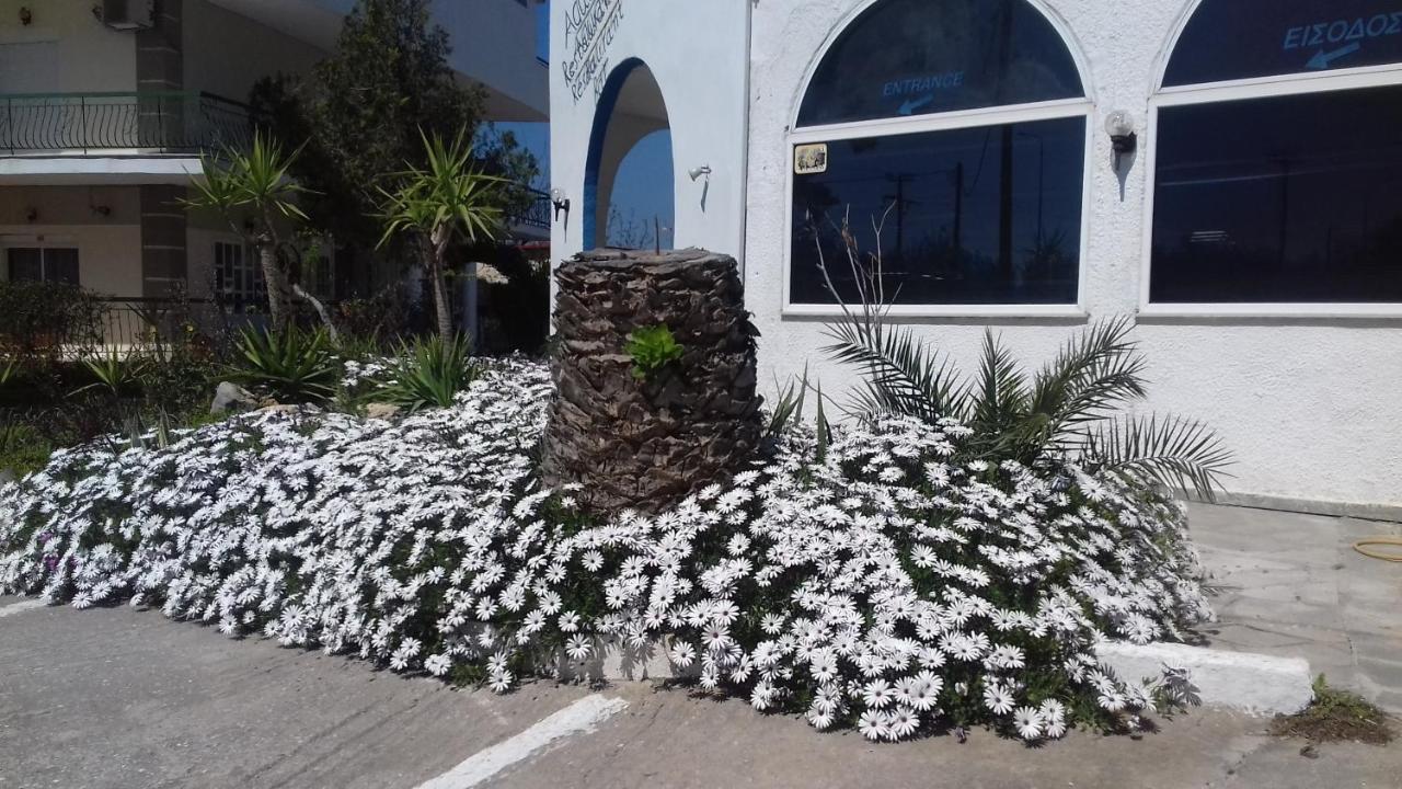 Aquarius Hotel Fourka Esterno foto