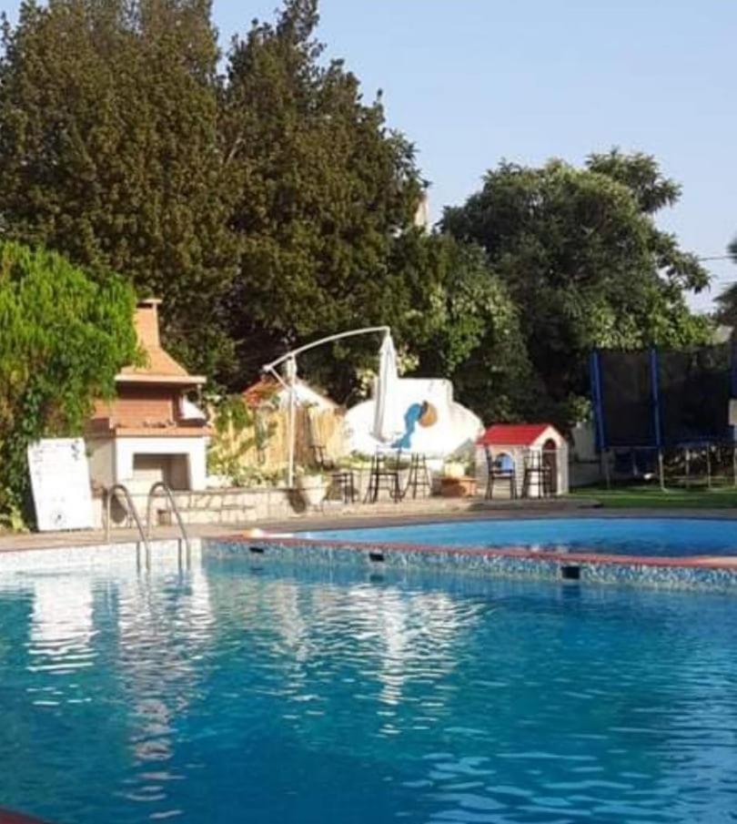 Aquarius Hotel Fourka Esterno foto