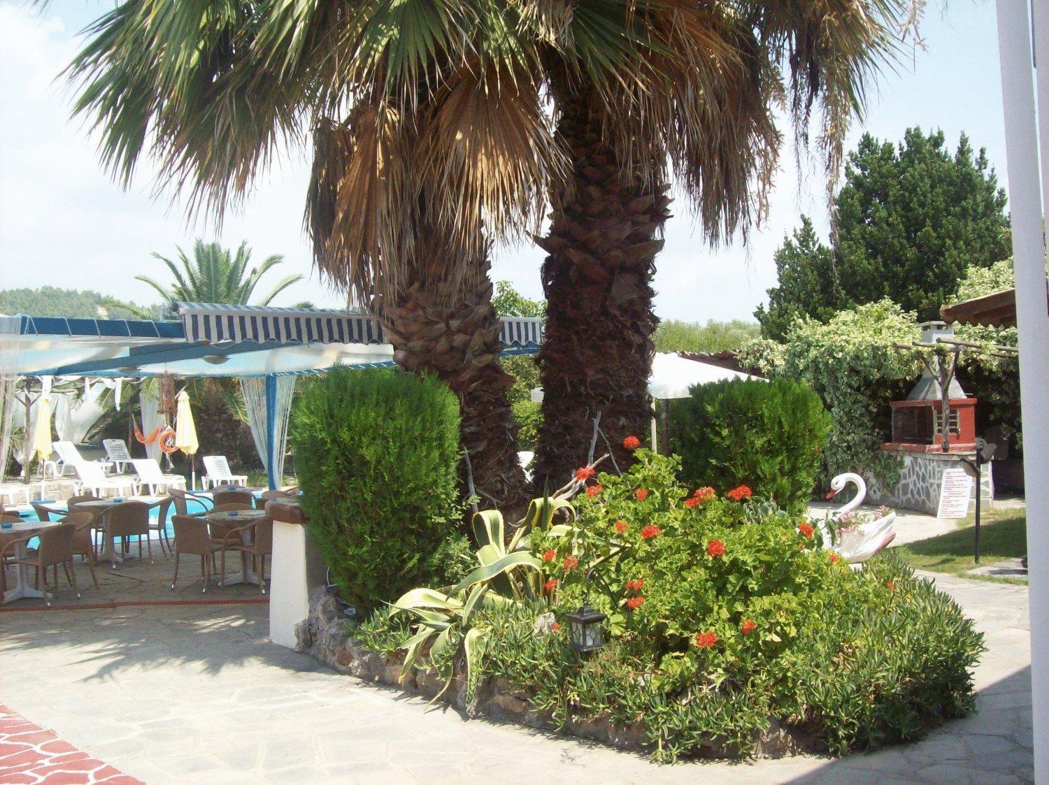 Aquarius Hotel Fourka Esterno foto